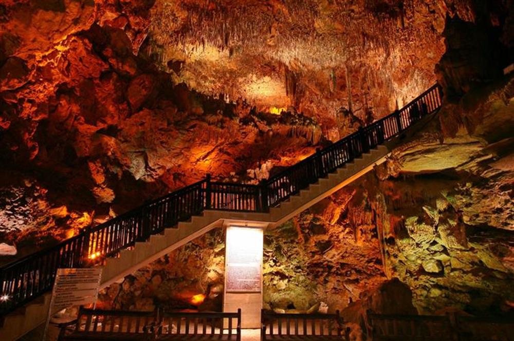 Damlataş Cave